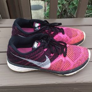 Women’s Nike shoes